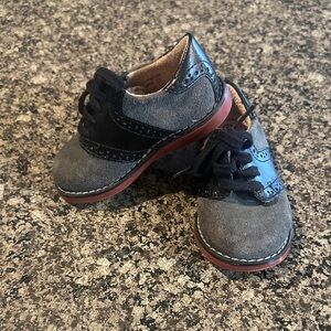 Footmates Saddle Shoes Size M Baby 5 Suede Dressy Holuday Black and Gray Lace